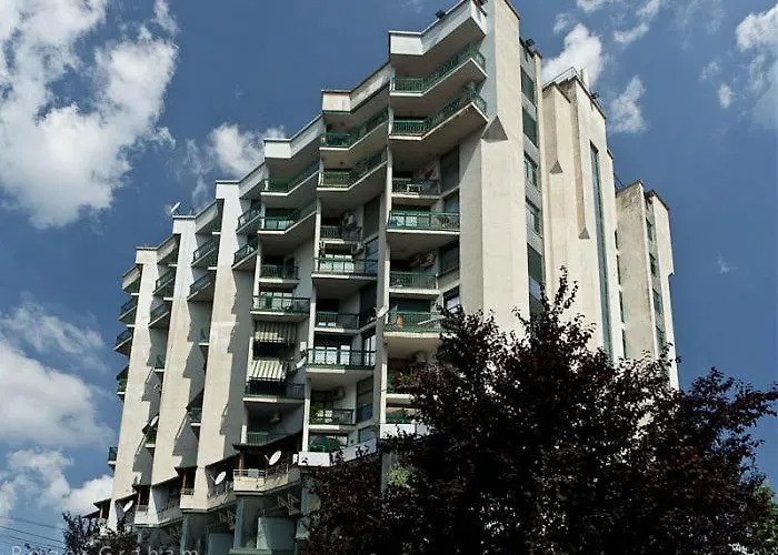 Sun Tower Luxury Suite-View From Of Tirana Center